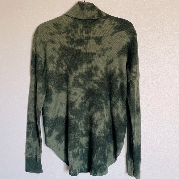 Michael Stars Mary Tie-Dyed Cowl-Neck Shirttail Tunic - Picture 5 of 11